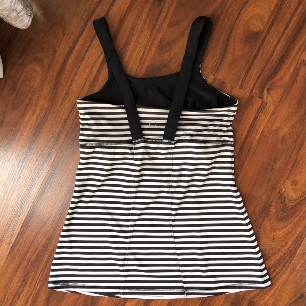 Exercise Tank Top - Picture 3 of 4